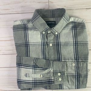 Mens Express long sleeve plaid shirt.